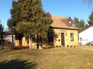 121 Home St, Sycamore, IL 60178