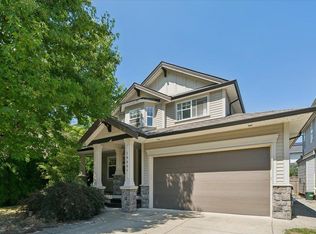 19661 73b Ave, Langley, BC V2Y 3C4