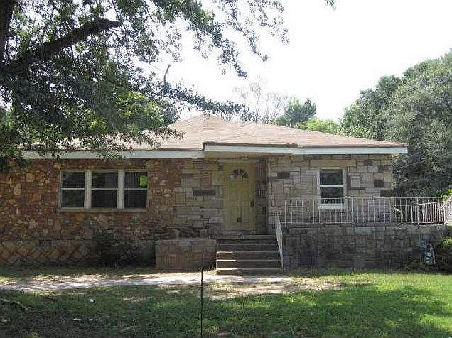 1st image of 628 Gibbons Dr