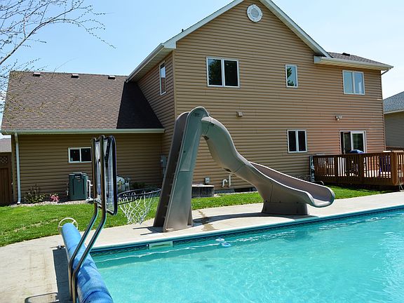 5th image of 1700 Arbor Ln