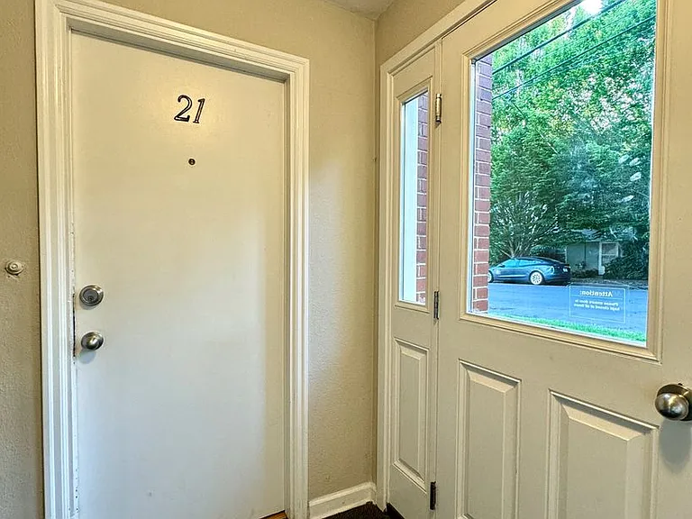 105 NE 61st Ave #1-21 — Photo 12