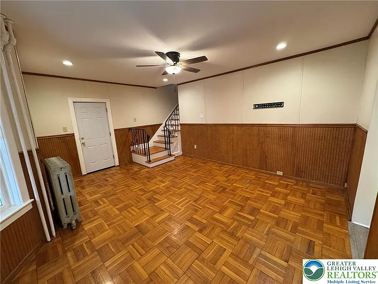 1247 Jackson St — Photo 3