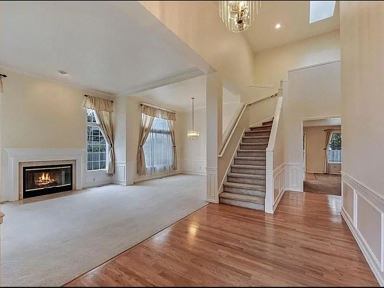 19120 NE 46th Ct — Photo 5