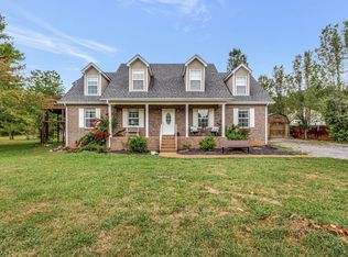 4752 Wildberry Ln, Chapel Hill, TN 37034