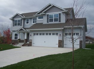 19422 Albany Ct NW, Elk River, MN 55330