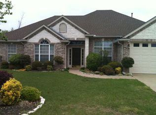 106 Woodbine Pl, White Oak, TX 75693