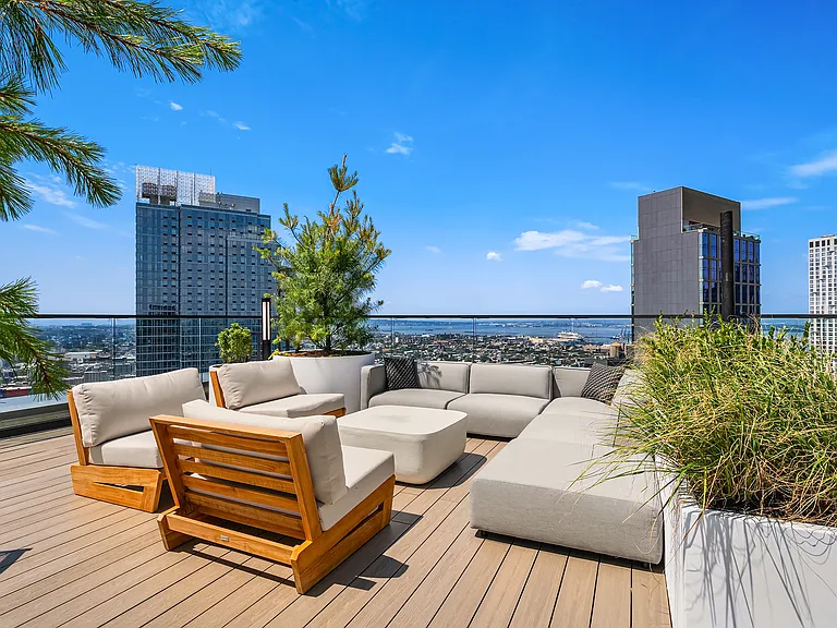 20 Rockwell Pl #2103 — Photo 26