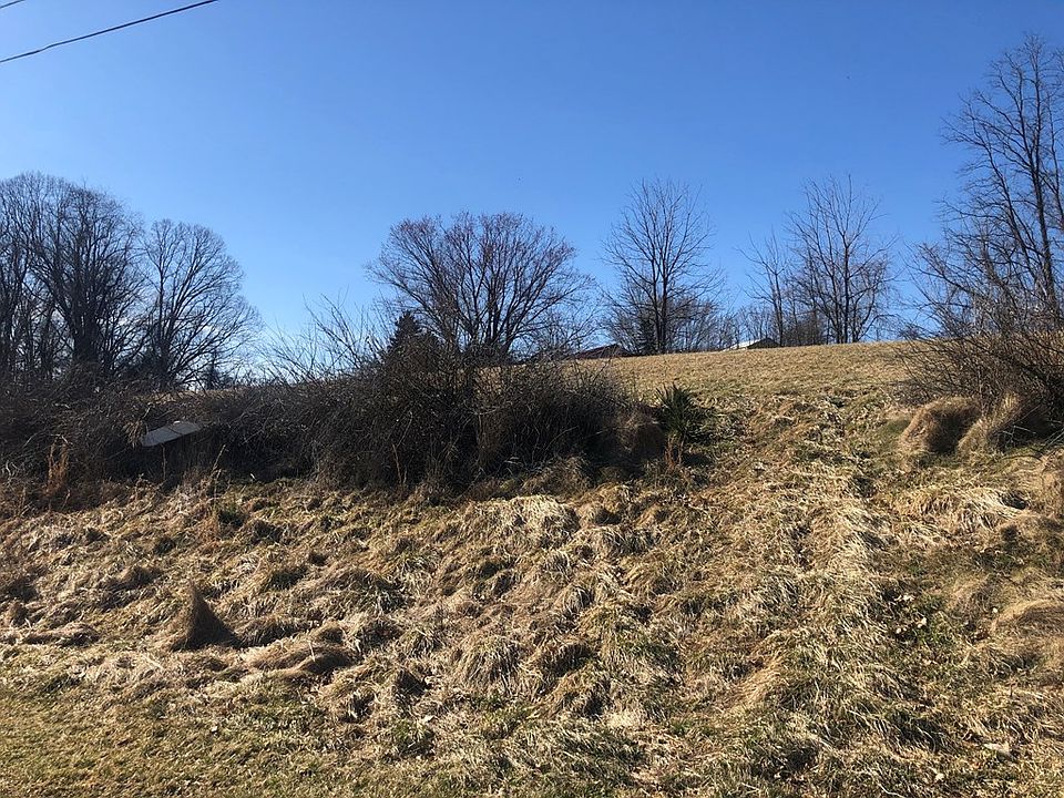 2nd image of Moore Ln