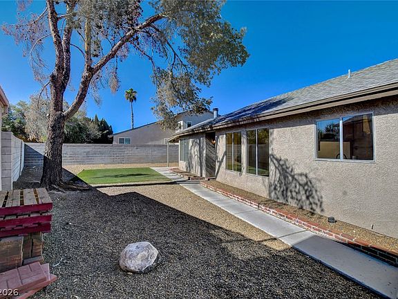 4th image of 6872 Arroyo Ave