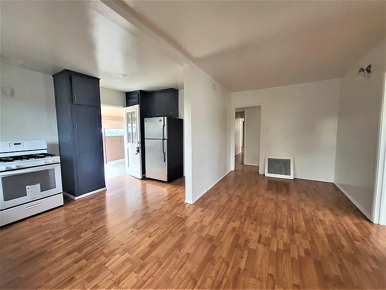 1700 Park Ave #0 — Photo 22