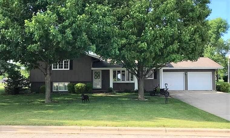 1st image of 406 28th St