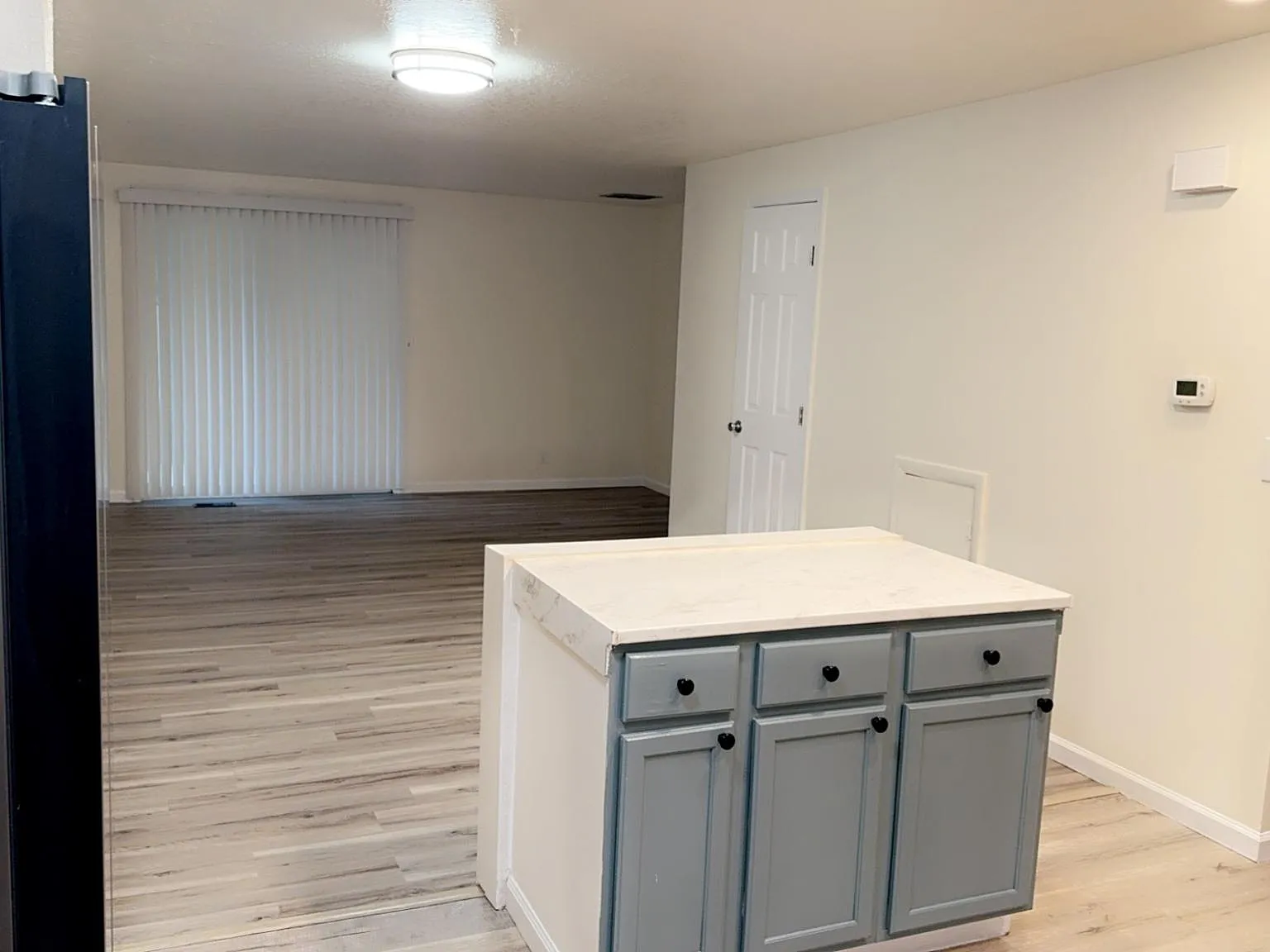 580 S White Cloud Dr — Photo 2