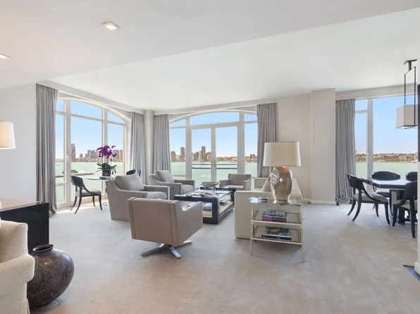 400 West 12th Street image 1 of 16