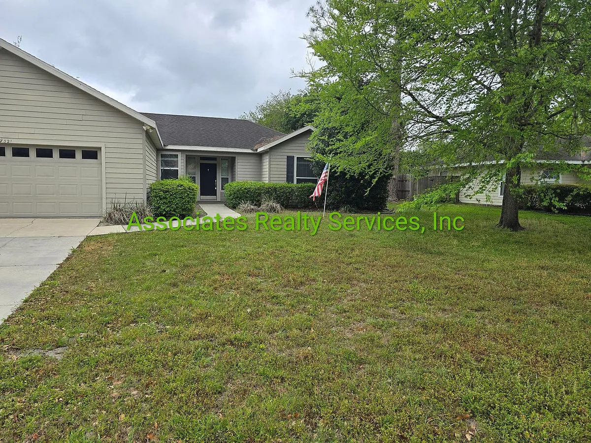 Building Photo - 7321 NW 117th Ln