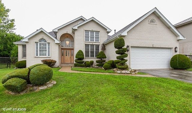 1st image of 22084 Sunset Dr