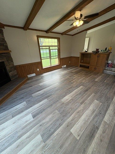 1st image of 2285 Snyder Rd