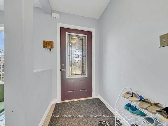 5th image of 31 Ingram Dr