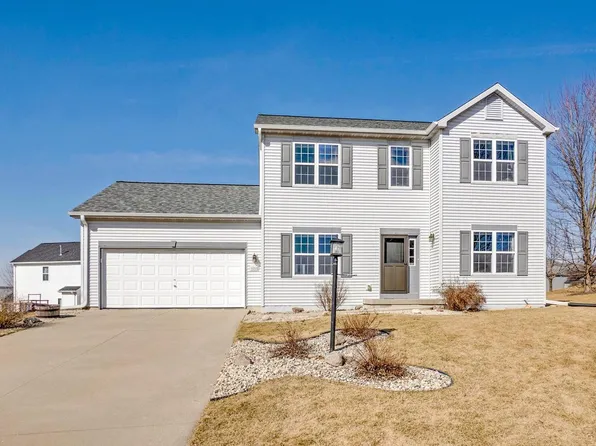 W1066 Snowyowl LANE, Ixonia, WI 53036