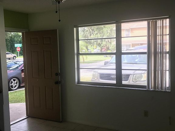 2nd image of 1202 Pleasant Oaks Ct