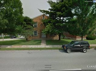 3175 Watson Rd, Saint Louis, MO 63139