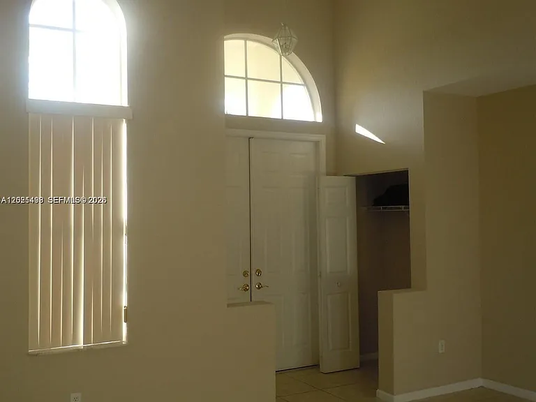 16801 SW 49th Ct — Photo 10