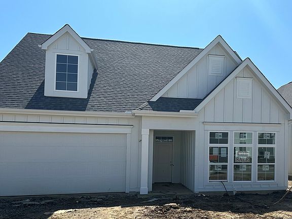2nd image of 4485 Winding Oak Dr