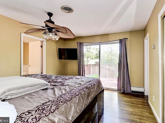 5th image of 10017 Worrell Ave