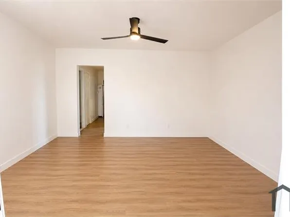 240 W 61st St, Los Angeles, CA 90003