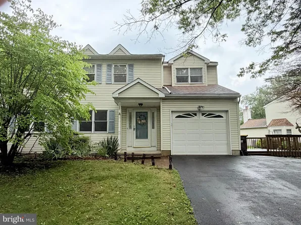 3580 Windridge Dr, Doylestown, PA 18902