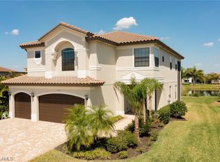 10036 Chesapeake Bay Dr, Fort Myers, FL 33913