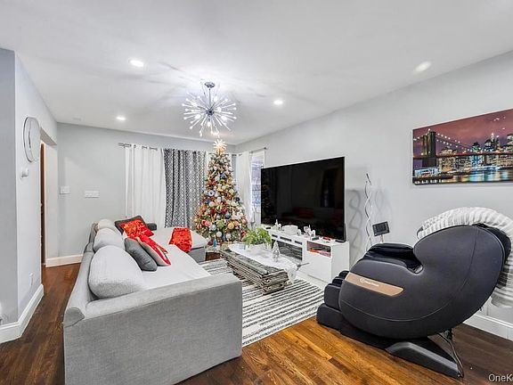 4th image of 17826 Zoller Road