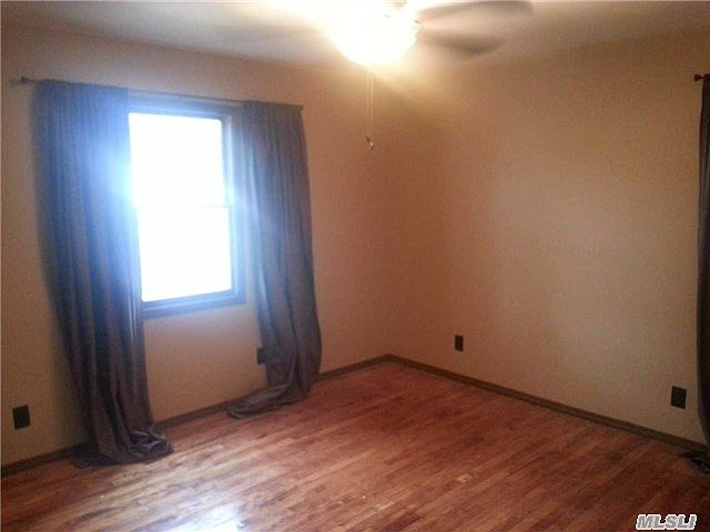 2nd image of 315 Maple Ct