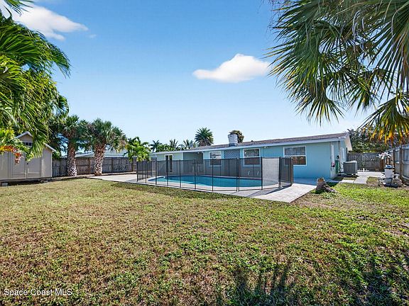 4th image of 368 Ocean Spray Ave