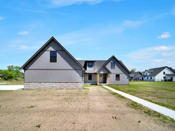 239 Shelldrake Ln #40, Saint Clair, MI 48079