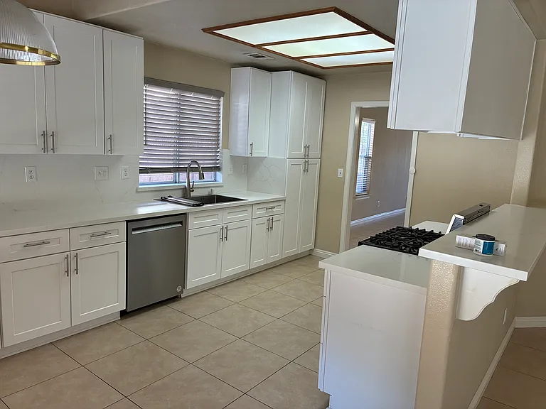 2614 Sycamore Ln — Photo 9