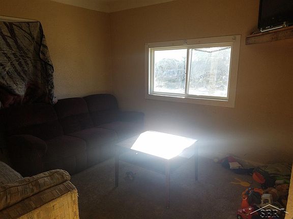 3rd image of 3631 Madison St