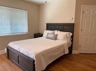 310 24th Ave N #3B, Saint Petersburg, FL 33704
