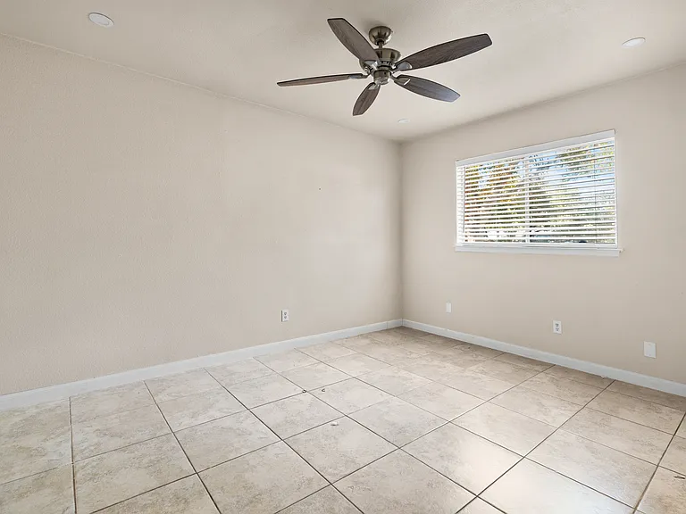 7319 Whithers Ln — Photo 16
