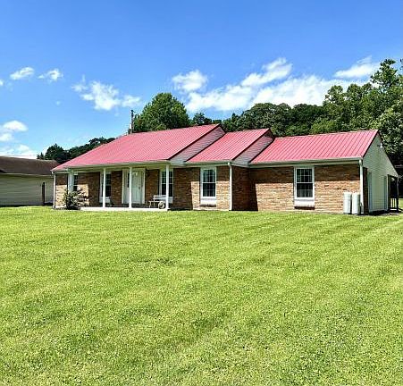 2nd image of 2518 Mistletoe Ln