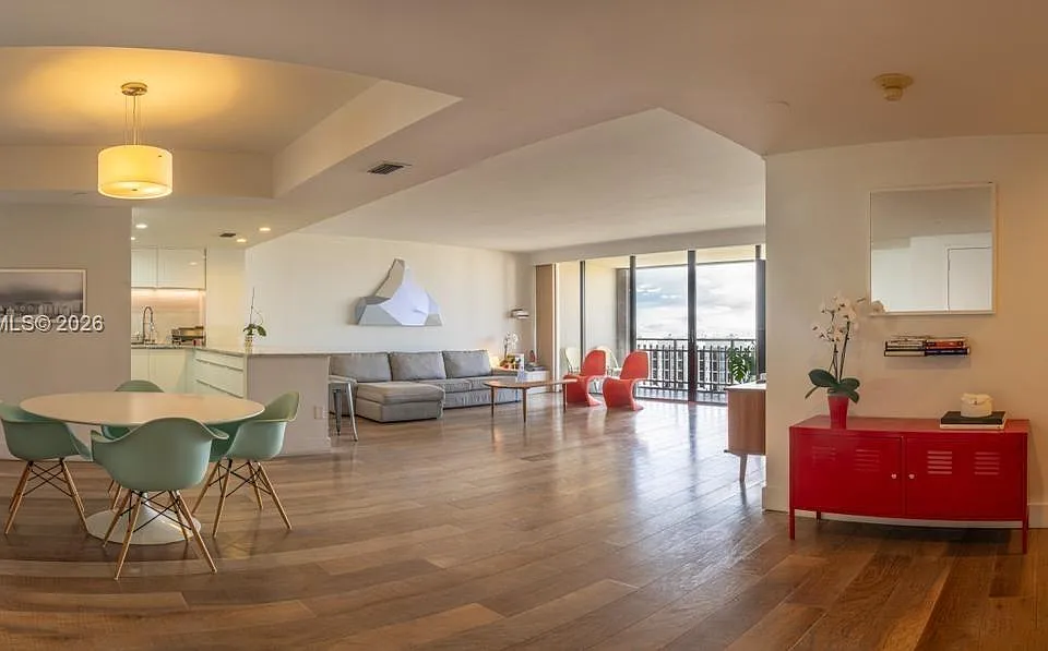 11113 Biscayne Blvd #1954
