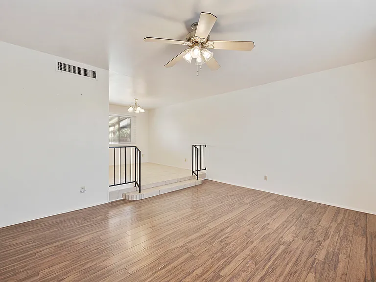 8743 E Berridge Ln — Photo 10