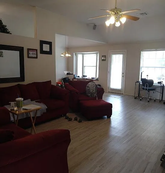 1616 Hazelwood Dr — Photo 12