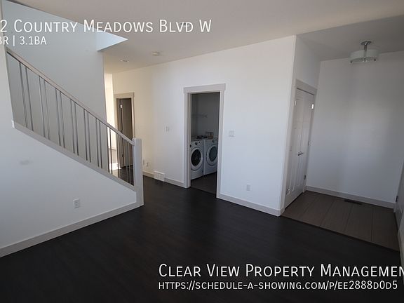 5th image of 22 Country Meadows Blvd W
