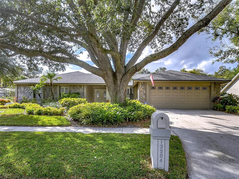 1st image of 13904 Oberlin Manor Way