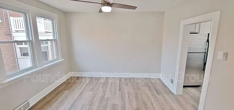 20 W Jackson St — Photo 5