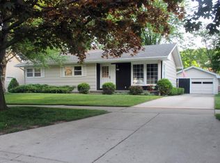 2017 Menasha Ave, Manitowoc, WI 54220