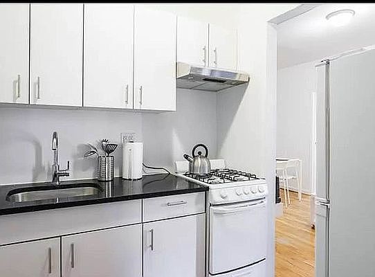 2nd image of 343 E 66th St APT 20