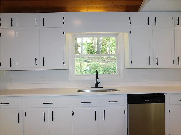 183 Laurel Heights Dr — Photo 13