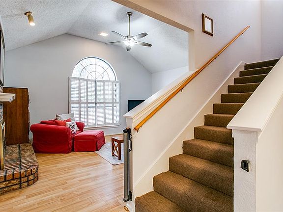 3rd image of 2026 Greenview Dr #B