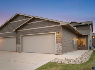 5701 S Bounty Pl, Sioux Falls, SD 57108
